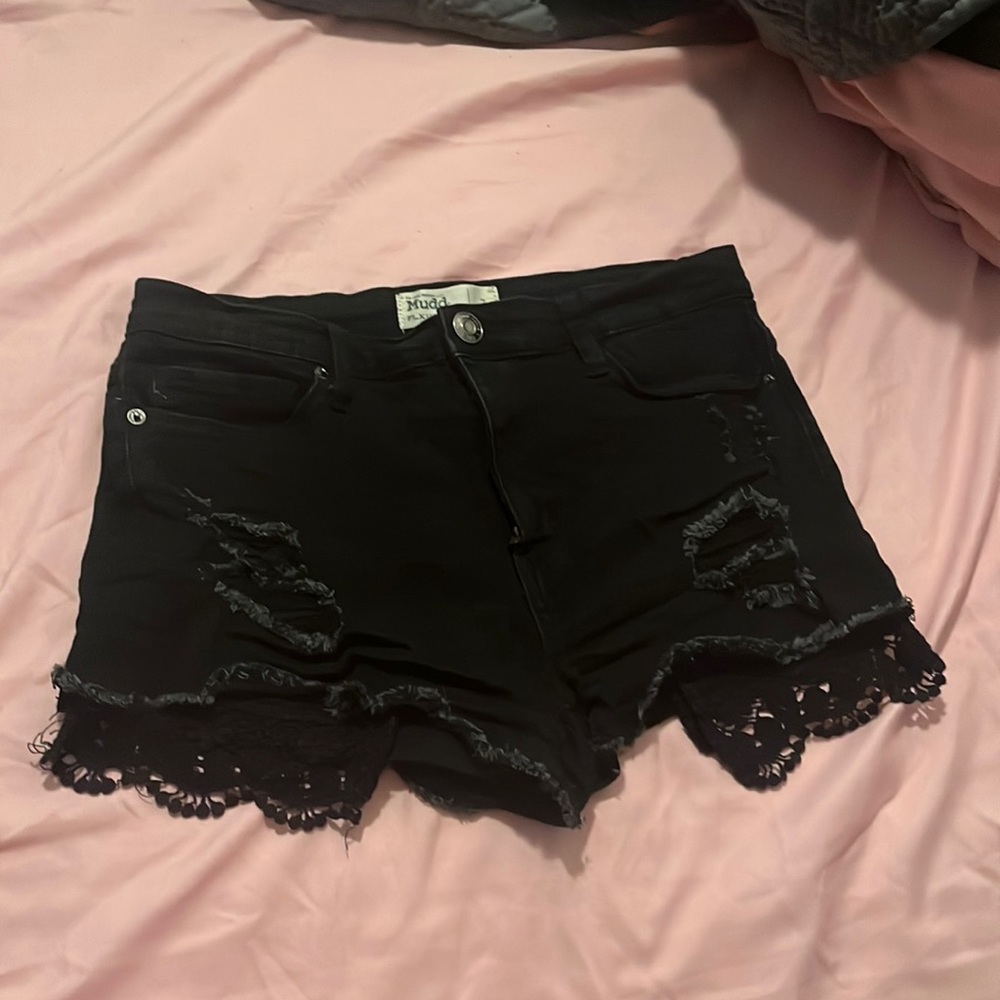 High rise Mudd black stretchy denim shorts